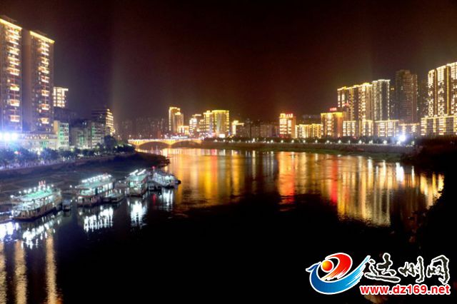 达城夜景